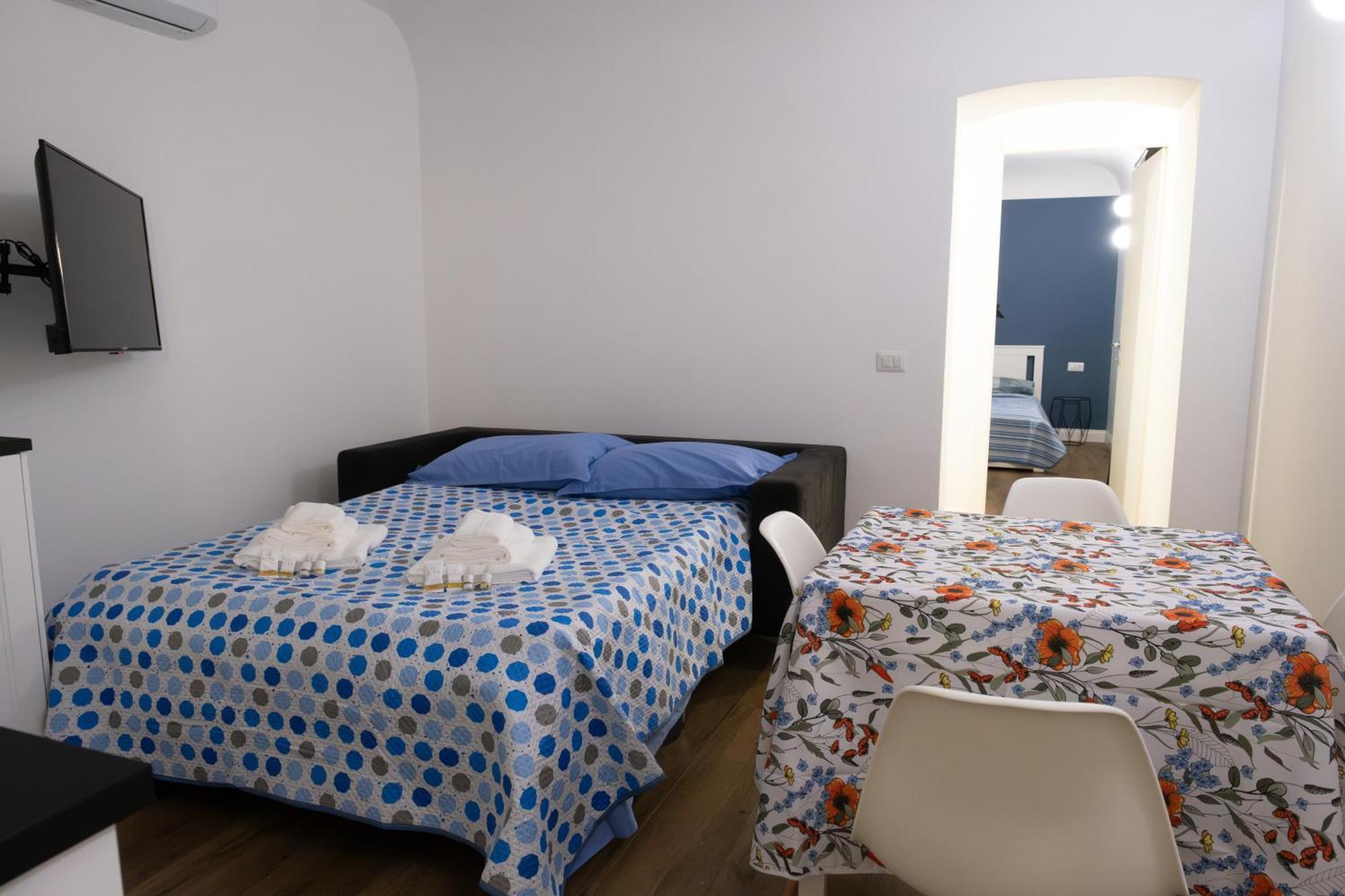 Апартаменти Centro-5Stelle 10 Minuti Dal Mare A Piedi Савона Екстер'єр фото